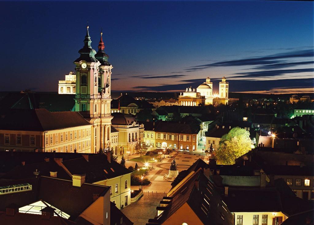 Kristály Apartman Eger Exteriér fotografie